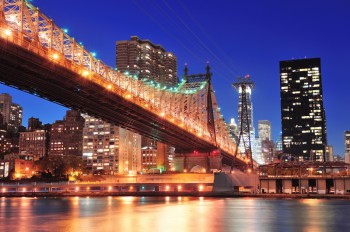 SAN VALENTINO A NEW YORK. 